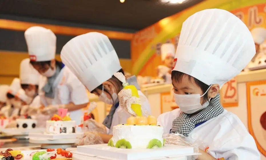 杭州裝修銘品裝飾邀請(qǐng)客戶來(lái)包粽子 杭州裝修銘品裝飾邀請(qǐng)客戶來(lái)包粽子
