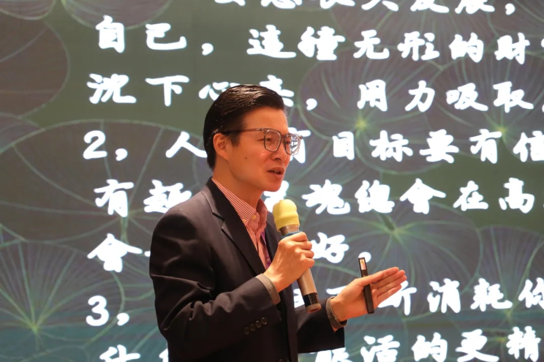 開(kāi)拓中心總經(jīng)理舒勇波